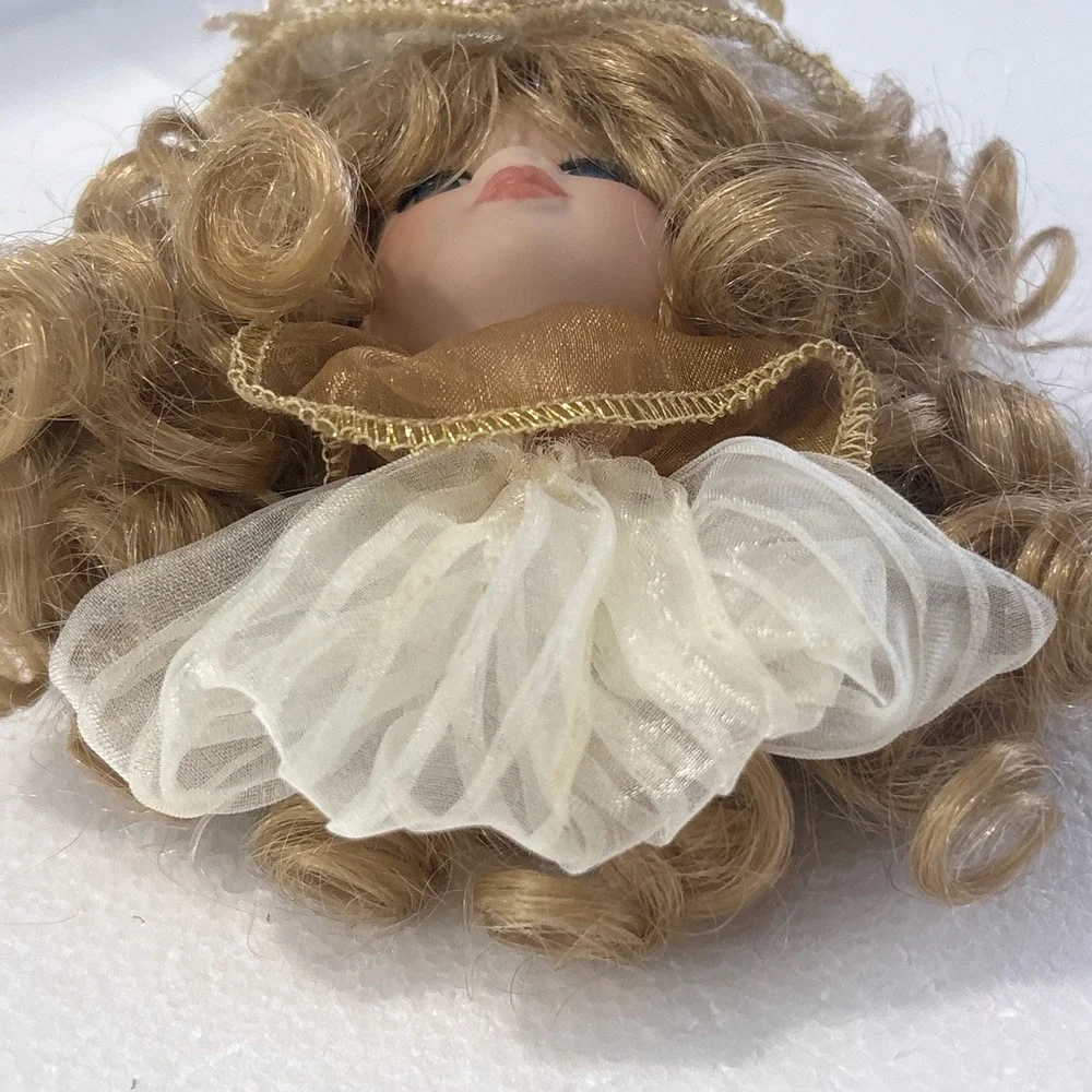 N/A deedee victorian
